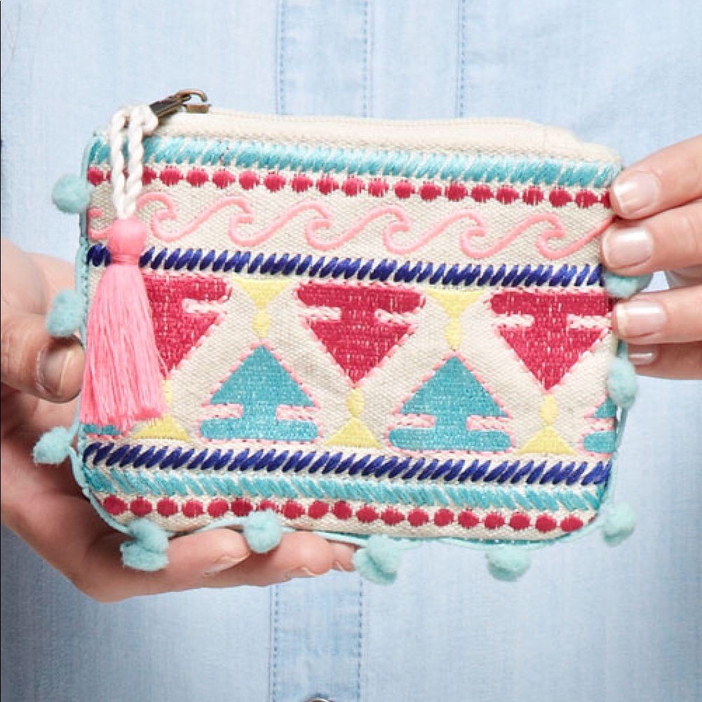 Mini Pom Pom Coin Pouch